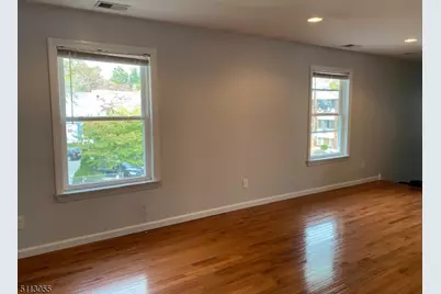 137 Brighton Ave, Belleville, NJ 07109 - Photo 7