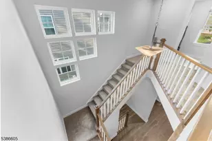 58 Oakwood Blvd, Union Township, NJ 08827 - Photo 21