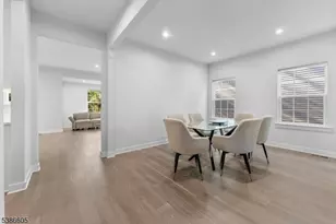 58 Oakwood Blvd, Union Township, NJ 08827 - Photo 7