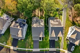 58 Oakwood Blvd, Union Township, NJ 08827 - Photo 47