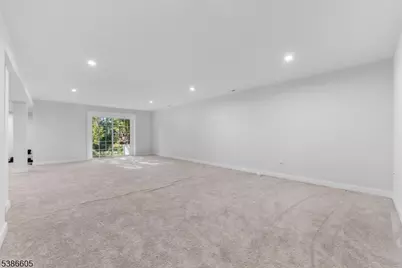 58 Oakwood Blvd, Union Township, NJ 08827 - Photo 33