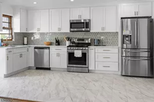 2265 Copper Hill Dr, Union Township, NJ 07083 - Photo 7