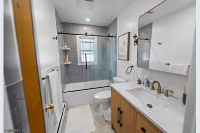 2265 Copper Hill Dr, Union Township, NJ 07083 - Photo 9