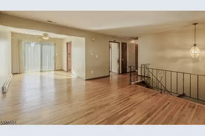 1454 S End Pkwy, Plainfield, NJ 07060 - Photo 7