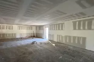 1402 S Main St, Pohatcong Township, NJ 08865 - Photo 5