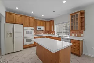 373 Windfall Ln, Franklin Township, NJ 08873 - Photo 15