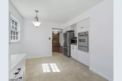 35 Rieder Rd, Edison, NJ 08817 - Photo 7