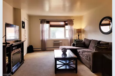 31 York Dr #3A, Edison Twp., NJ 08817 - Photo 5