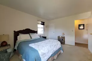 31 York Dr, Edison Twp., NJ 08817 - Photo 11