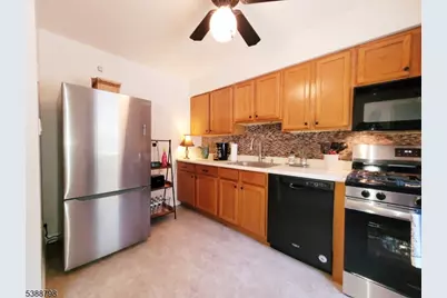 31 York Dr #3A, Edison Twp., NJ 08817 - Photo 9