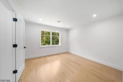 1840 Raritan Rd, Scotch Plains Township, NJ 07076 - Photo 29