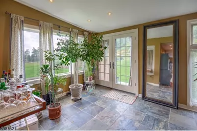 31 Fox Farm Rd, Lopatcong Township, NJ 08865 - Photo 5