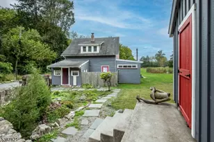 31 Fox Farm Rd, Lopatcong Township, NJ 08865 - Photo 21