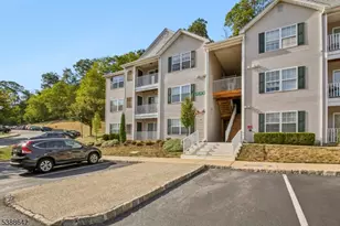 1223 King Ct, Green Brook Township, NJ 08812 - Photo 1