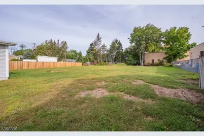 2429 Vauxhall Rd, Union Township, NJ 07083 - Photo 19