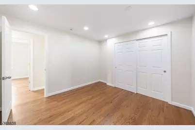 2429 Vauxhall Rd, Union Township, NJ 07083 - Photo 13