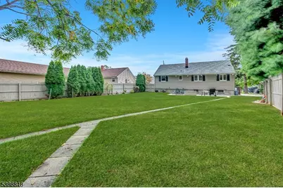 22 Chestnut St, Bloomingdale, NJ 07403 - Photo 25