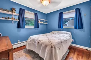 22 Chestnut St, Bloomingdale, NJ 07403 - Photo 11