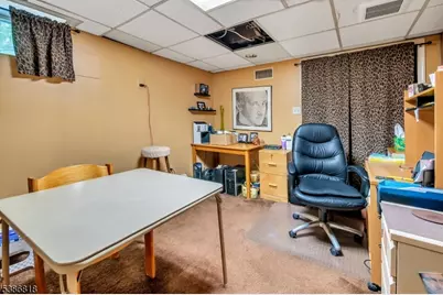 22 Chestnut St, Bloomingdale, NJ 07403 - Photo 21