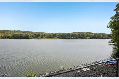 112 Park Pl, Pompton Lakes, NJ 07442 - Photo 31