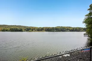 112 Park Pl, Pompton Lakes, NJ 07442 - Photo 31