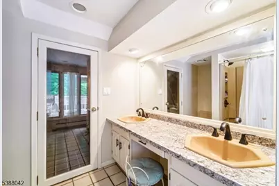 155 Glenside Trl, Byram Township, NJ 07871 - Photo 17