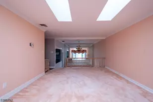 34 Lincoln St, Roseland, NJ 07068 - Photo 9