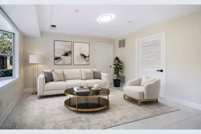 8 Stephenville Pkwy, Edison, NJ 08820 - Photo 3