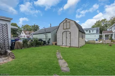 1612 W Camplain Rd, Manville, NJ 08835 - Photo 23