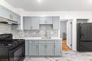 3202 Tremley Point Rd, Linden, NJ 07036 - Photo 19