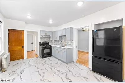 3202 Tremley Point Rd, Linden, NJ 07036 - Photo 21