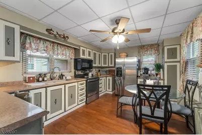 323 Water St, Belvidere, NJ 07823 - Photo 5