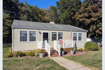 25 4th St, Mount Olive, NJ 07828 - Photo 1