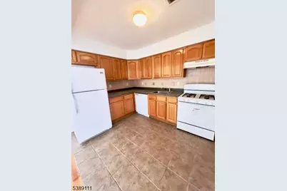 239 Bond St Unit 2 #1, Elizabeth, NJ 07206 - Photo 5