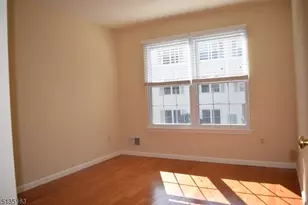 250 Potomac Dr, Bernards Township, NJ 07920 - Photo 15