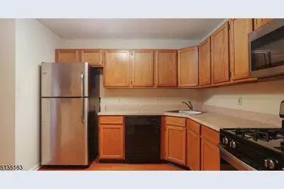 250 Potomac Dr, Bernards Township, NJ 07920 - Photo 5