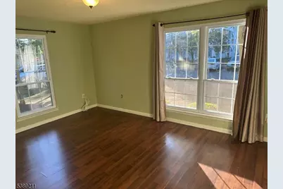 480 Witney Ct, North Brunswick Township, NJ 08902 - Photo 9