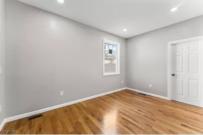 331 West Ln, Clark Township, NJ 07066 - Photo 25