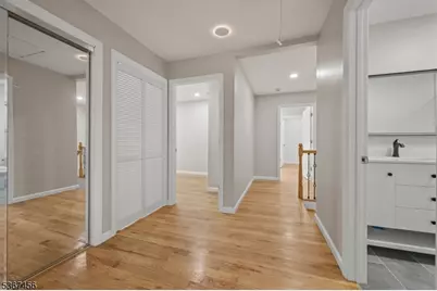 331 West Ln, Clark Township, NJ 07066 - Photo 17