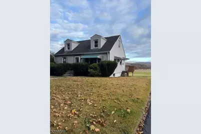 8 Ley Pl, Sussex, NJ 07461 - Photo 1