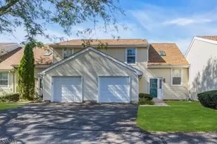 168 Picadilly Pl, Franklin Township, NJ 08873 - Photo 1