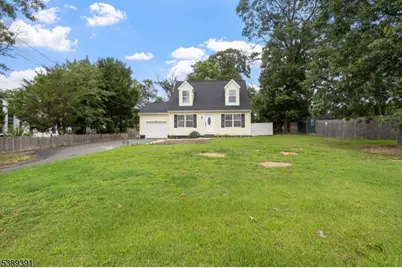 954 E Walnut Rd, Vineland City, NJ 08360 - Photo 1
