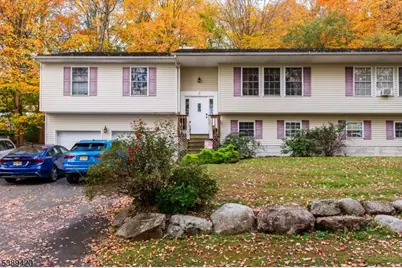 3 Undercliff Lane, Lincoln Park, NJ 07035 - Photo 3