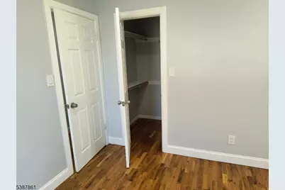 85 Grove St, South Hackensack Township, NJ 07606 - Photo 9