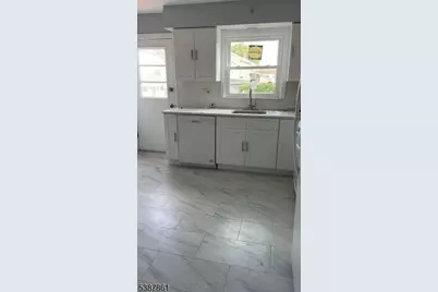 85 Grove St, South Hackensack Township, NJ 07606 - Photo 29