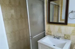85 Grove St, South Hackensack Township, NJ 07606 - Photo 27