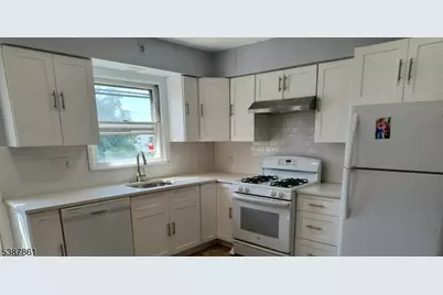 85 Grove St, South Hackensack Township, NJ 07606 - Photo 31