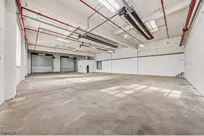 372-376 Adams St, Newark, NJ 07114 - Photo 7