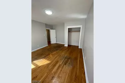 388 Leslie St, Newark, NJ 07112 - Photo 11