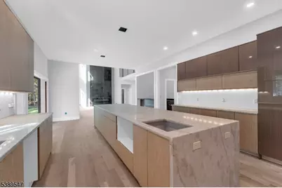 794 Blauvelt St, River Vale Township, NJ 07675 - Photo 15